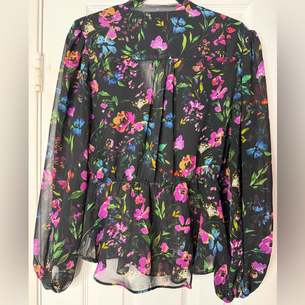 EUC Nicole Miller Black Floral Tie-Front Blouse - Picture 4 of 5